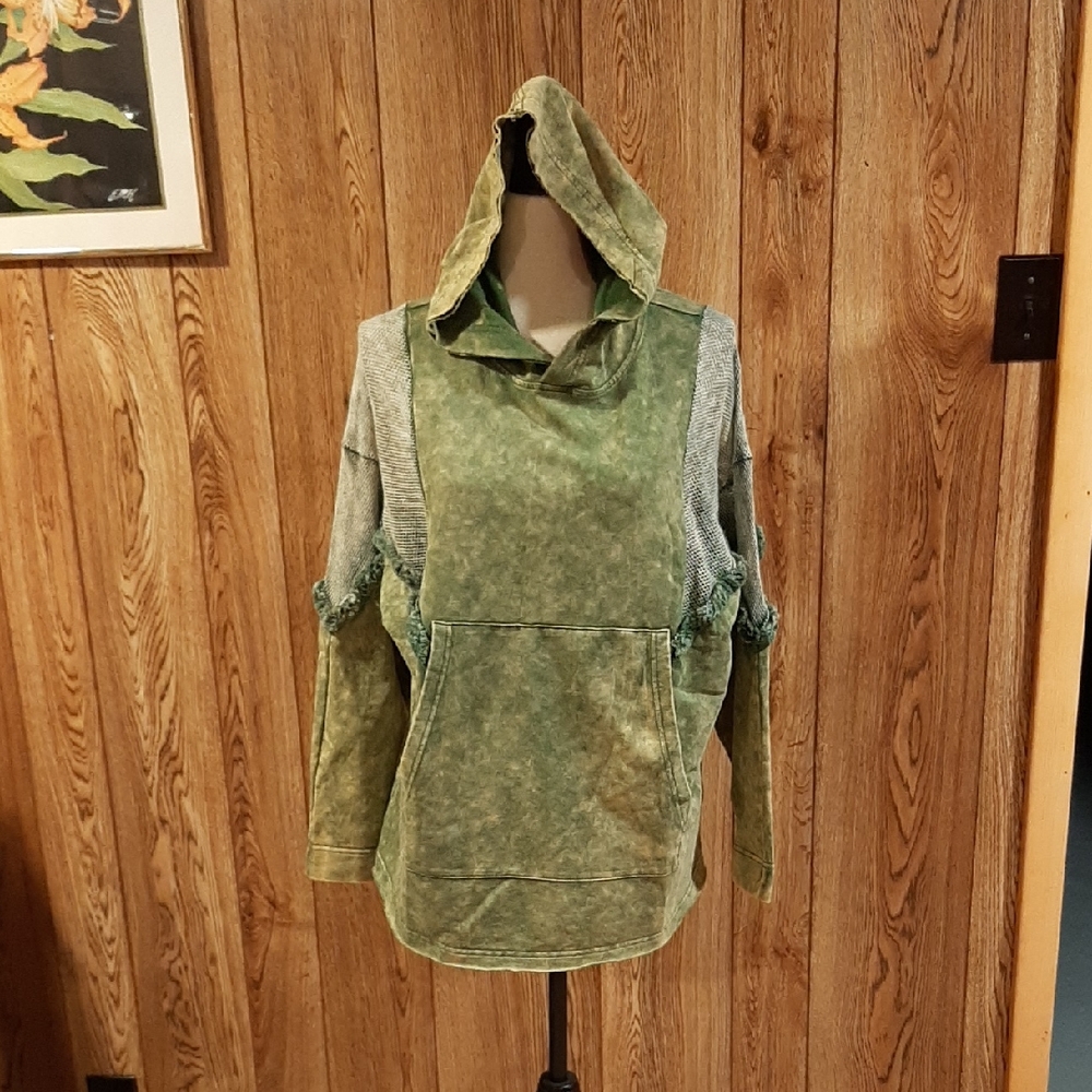 🥀🍭NWT BiBi Mineral-Washed Green Mesh-Detailed Terry Hoodie (M)🥀